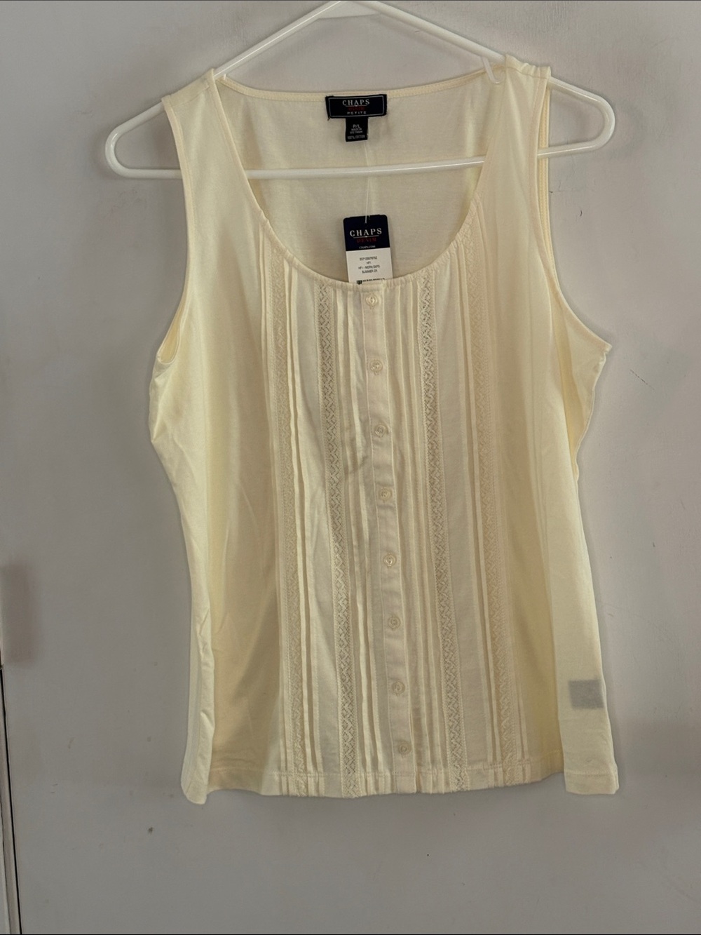 Chaps cream knit tank top pintuck pleats crochet lace trim Size Large Petite